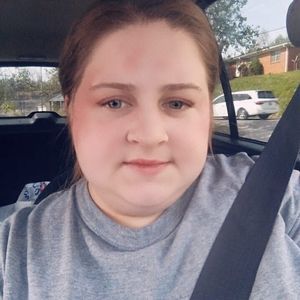 Meet your Posher, Whitney